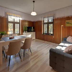 Z Panoramą Szrenicy Apartament
